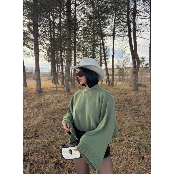 Yeşil Reglan Kol Yarasa Kazak