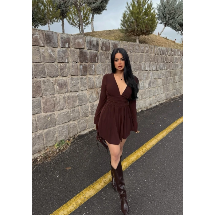 Kahve Şortlu Ön Arka V Elbise