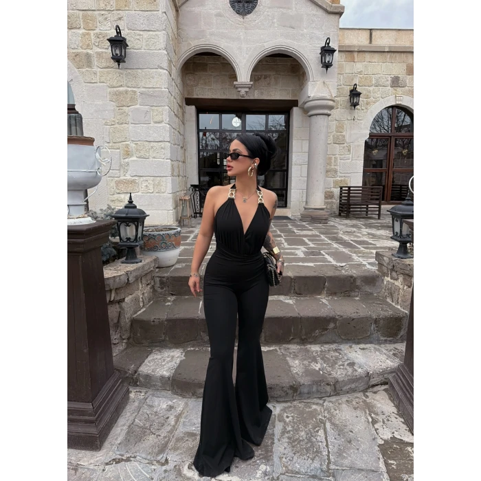 Siyah Aksesuar Askılı Tulum
