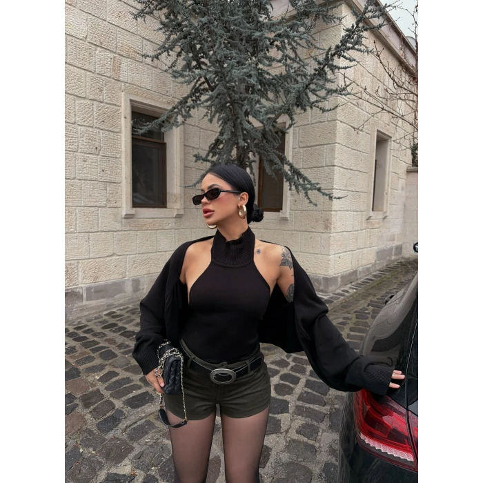 Siyah Bolerolu Triko İkili Takım