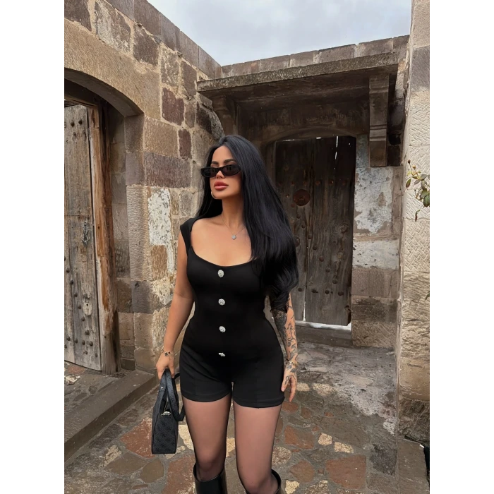 Taş Düğmeli Çift Kat Tulum