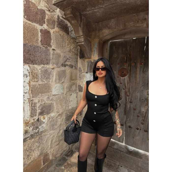 Taş Düğmeli Çift Kat Tulum