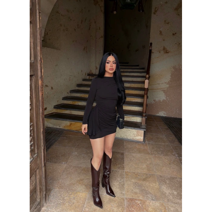 Siyah Büzgülü Kuşak Detay Elbise