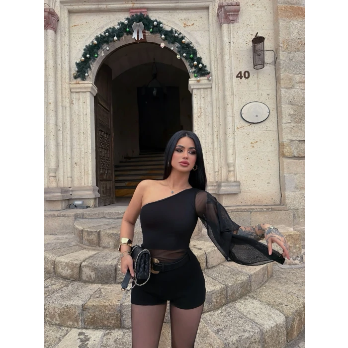 Tek Omuz Tül Detay Crop