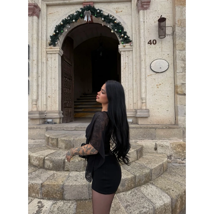 Tek Omuz Tül Detay Crop