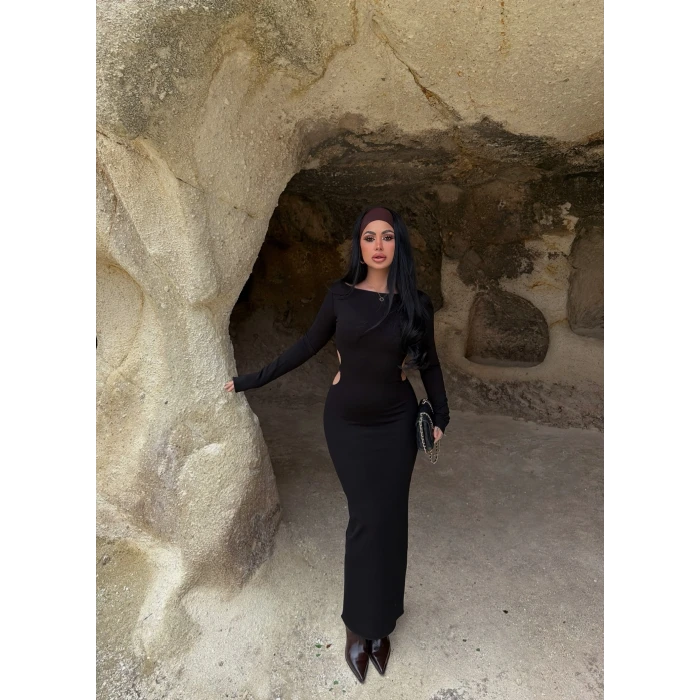 Yan Tokalı Triko Elbise