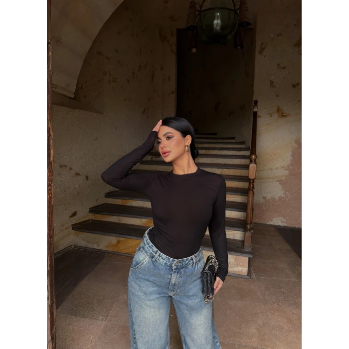 Siyah Sırt Dantel Kaşmir Triko