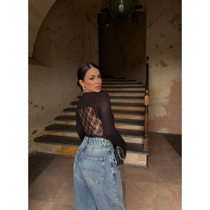 Siyah Sırt Dantel Kaşmir Triko