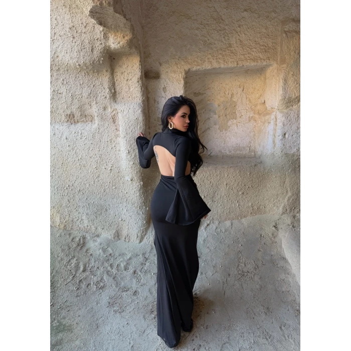 Siyah Kolları Volanlı Maxi Elbise