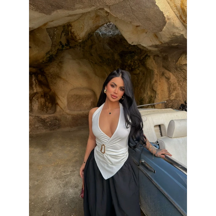 Beyaz Tokalı Kruvaze Crop