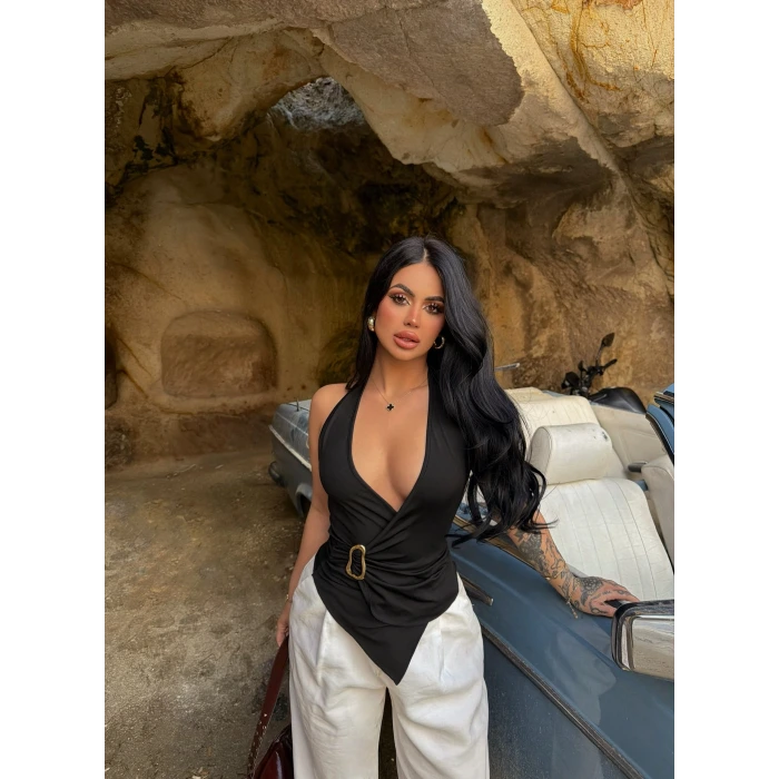 Siyah Tokalı Kruvaze Crop