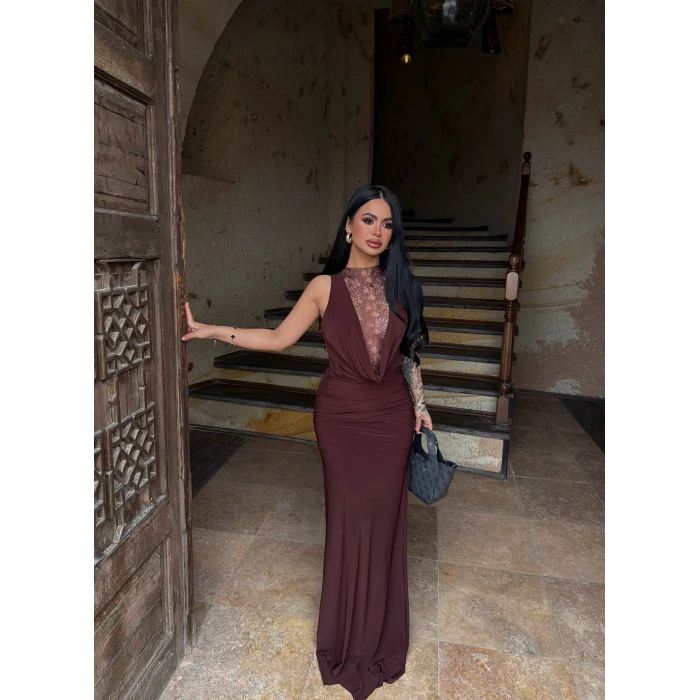 Kahve Sırt Düğmeli Degaje Elbise