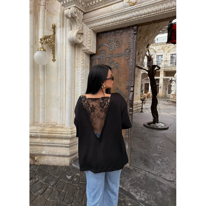 Siyah Sırt Güpürlü Modal Tişört