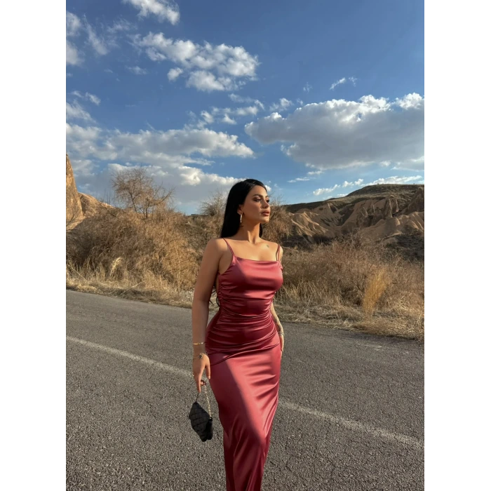 Gül Kurusu Sırt Büzgülü Saten Long Elbise