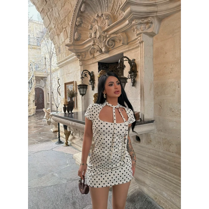 Puantiyeli Fiyonk Bağlamalı Scuba Elbise