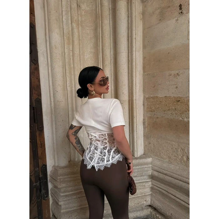 Beyaz Güpürlü Korse Tişört