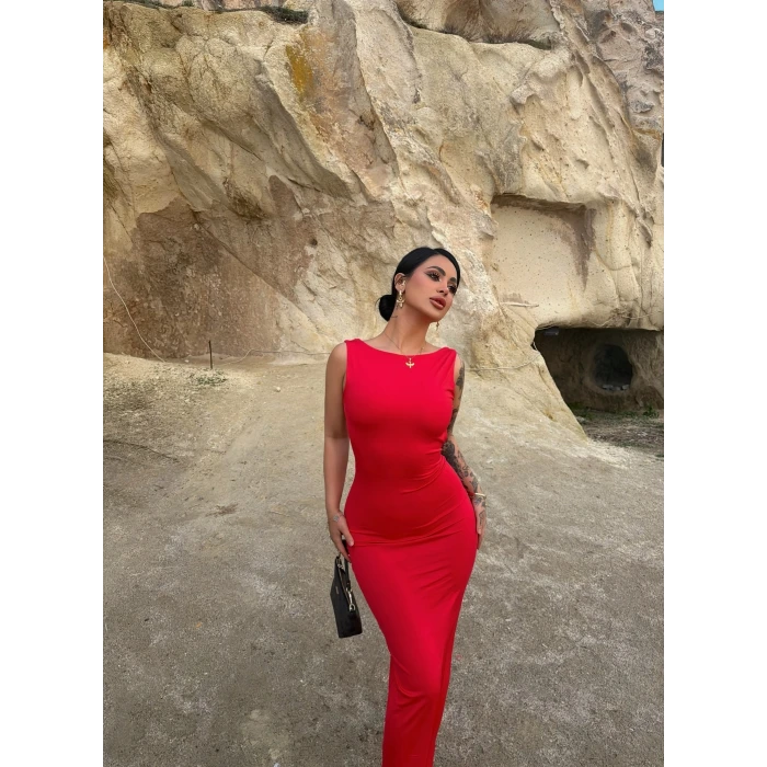 Kırmızı Sırt Açık Long Elbise