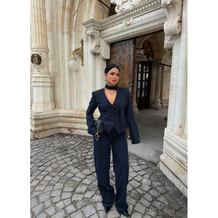 Lacivert Çizgili Blazer Üçlü Takım
