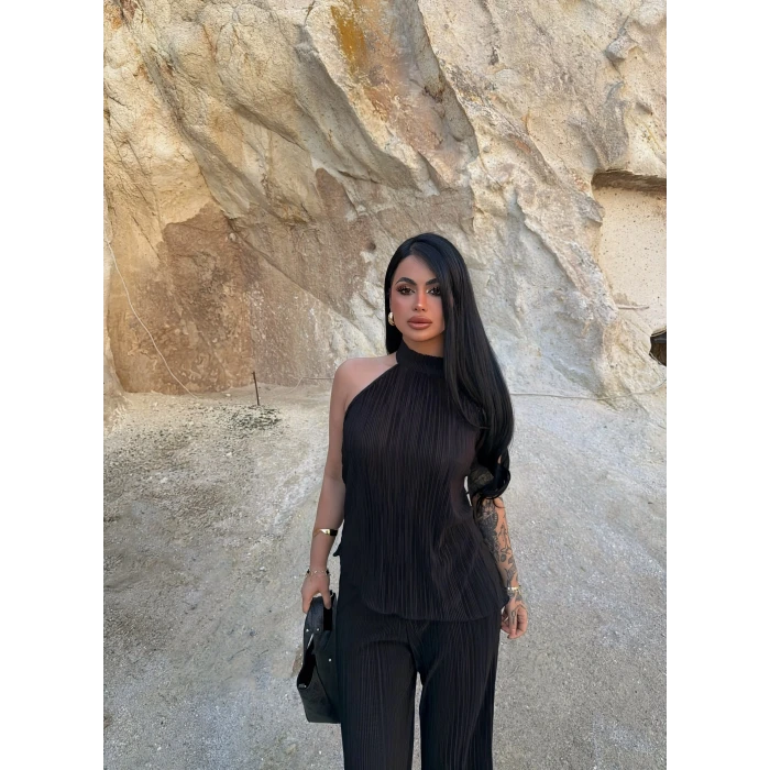 Siyah Sırt Dekolte Fitilli Takım