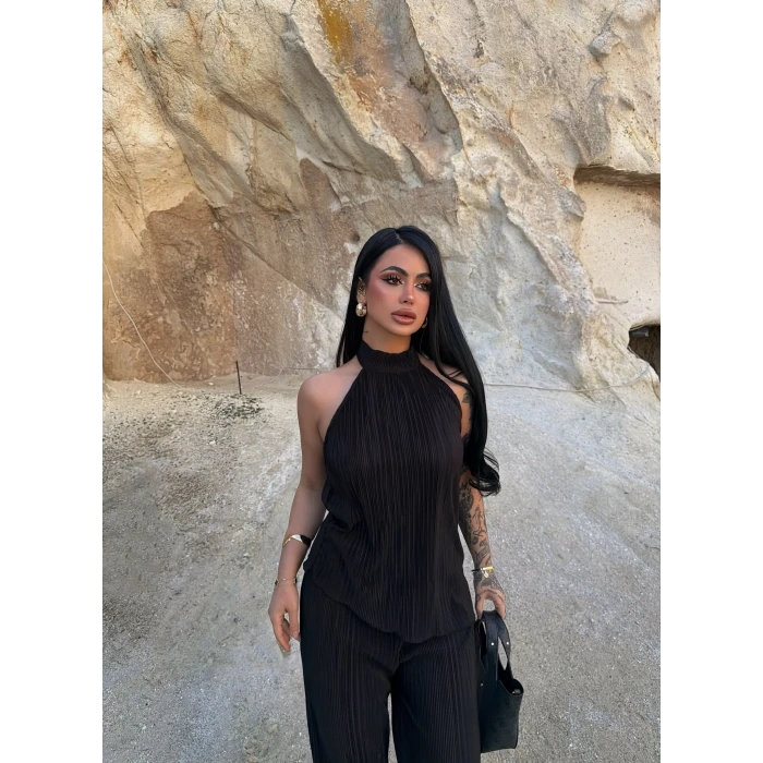 Siyah Sırt Dekolte Fitilli Takım