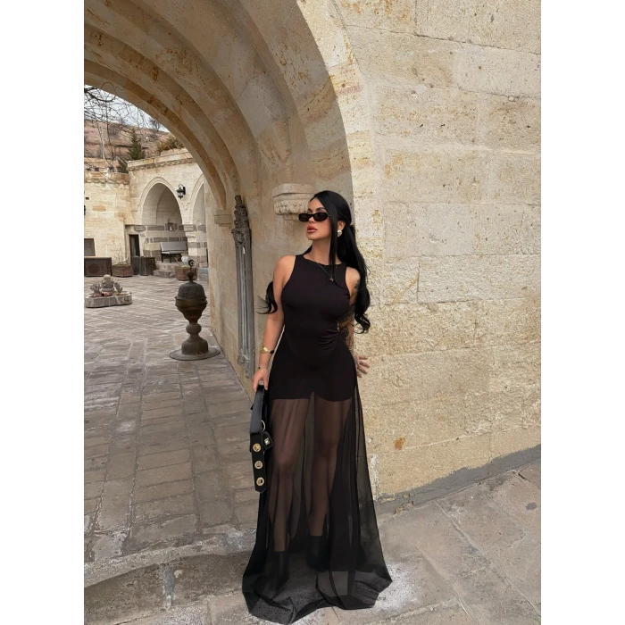 Şeffaf Katmanlı Şortlu Elbise