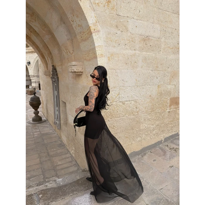 Şeffaf Katmanlı Şortlu Elbise