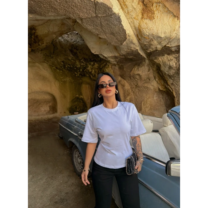 Beyaz Sırt Bağlamalı Compact Tişört