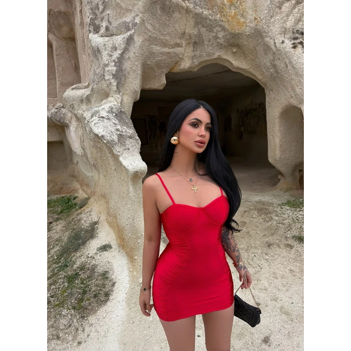 Kırmızı Balenli Saten Elbise