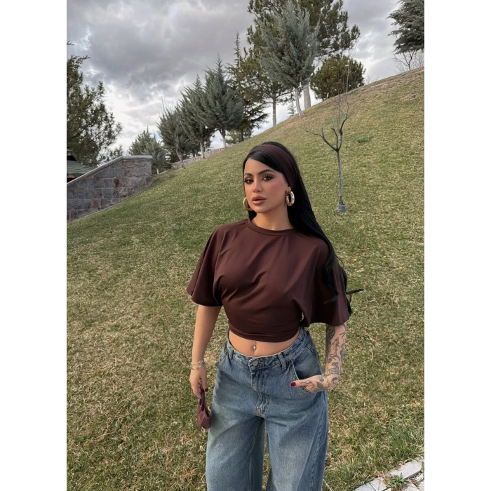 Kahve Minimal Drapeli Tişört