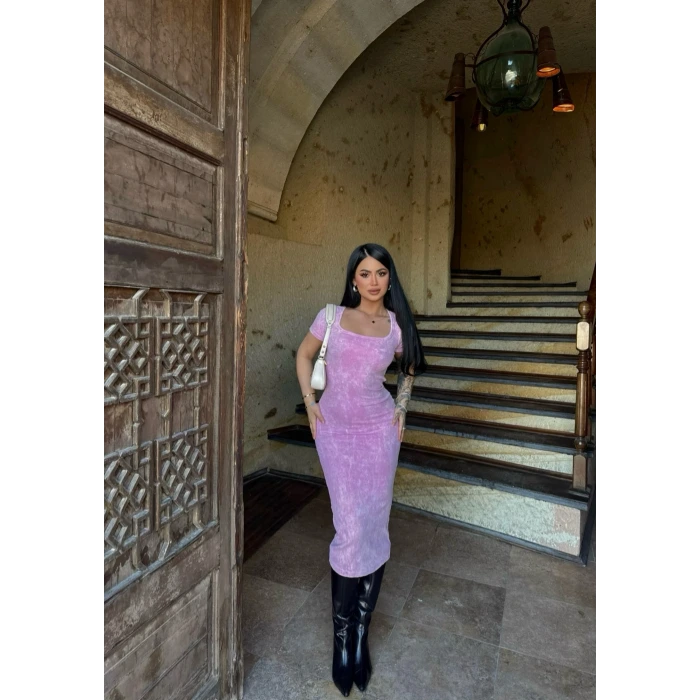 Pembe Kare Yaka Yıkamalı Elbise