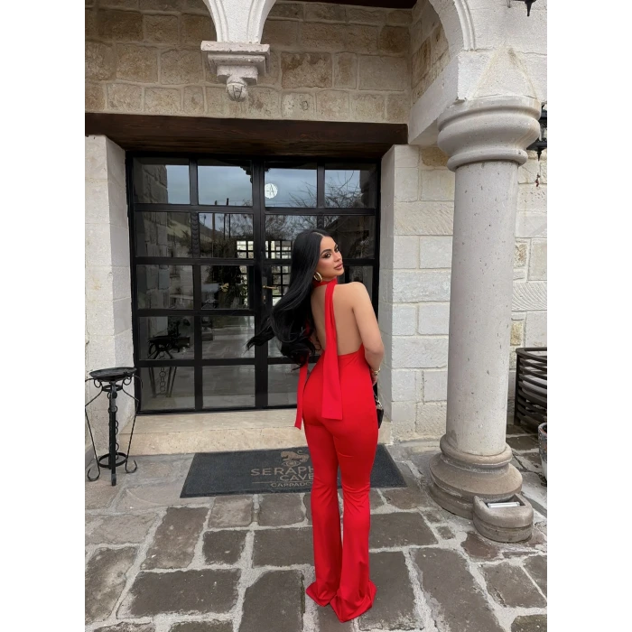 Kırmızı Boyundan Geçmeli Toparlayıcı Tulum