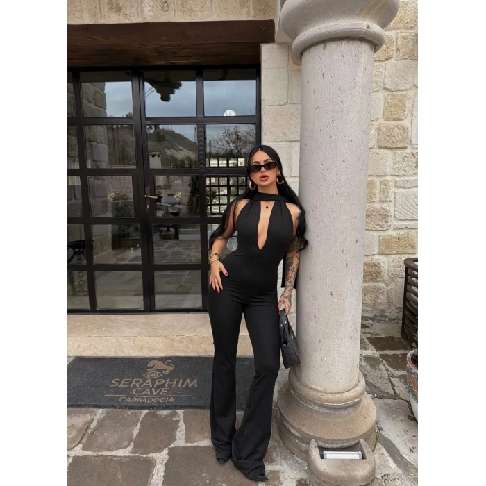 Siyah Boyundan Geçmeli Toparlayıcı Tulum