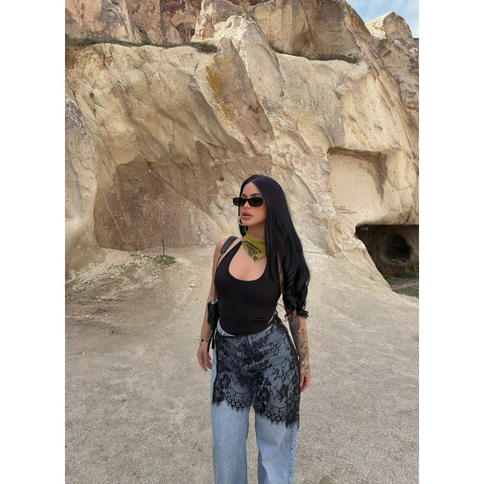 Siyah Güpürlü Pareo Etek