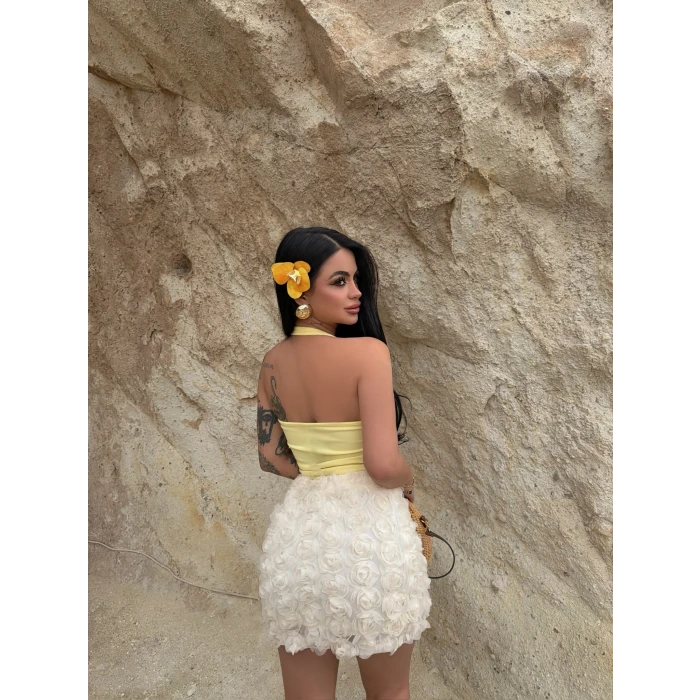 Sarı Boyundan Geçmeli Aksesuarlı Crop