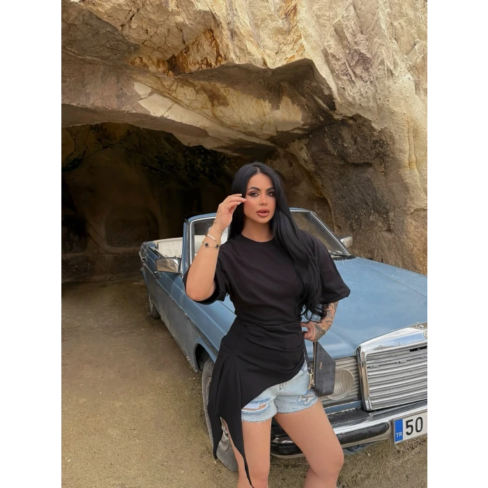 Siyah Eteği Asimetrik Ribana Bluz