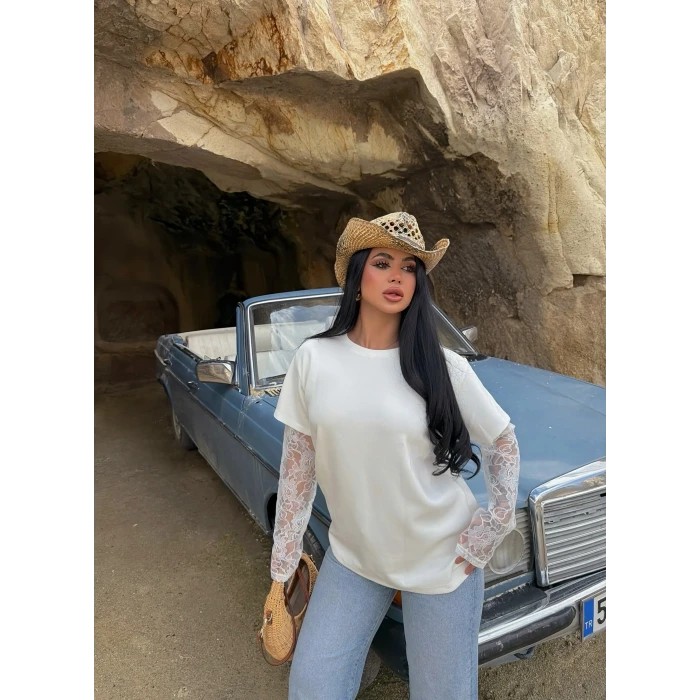Beyaz Kolları Dantel Modal Tişört
