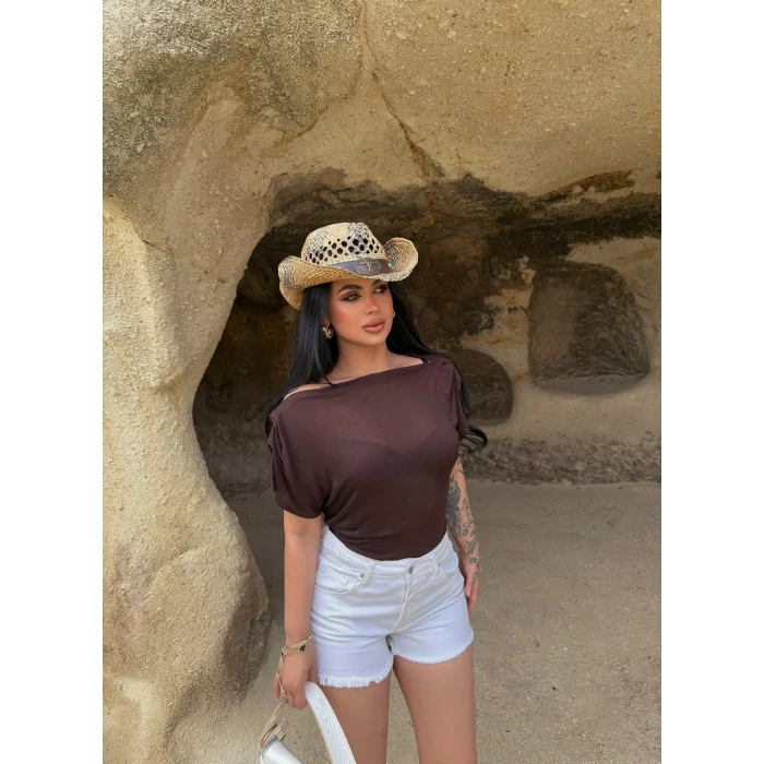 Kahve Kayık Yaka Transparan Bluz