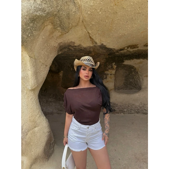 Kahve Kayık Yaka Transparan Bluz