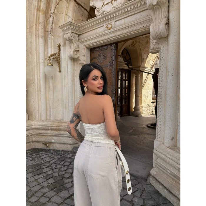 Beyaz İçi Destekli Straplez Korse