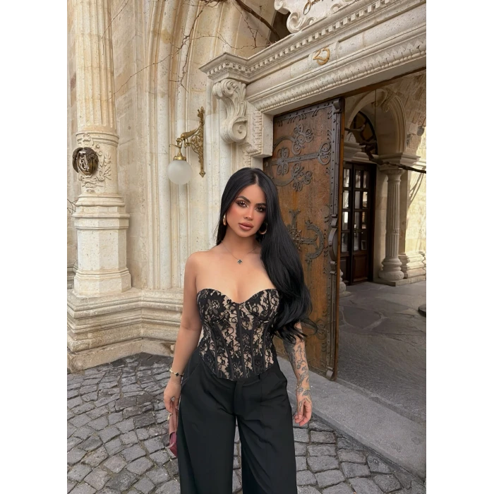 Flower İçi Destekli Straplez Korse