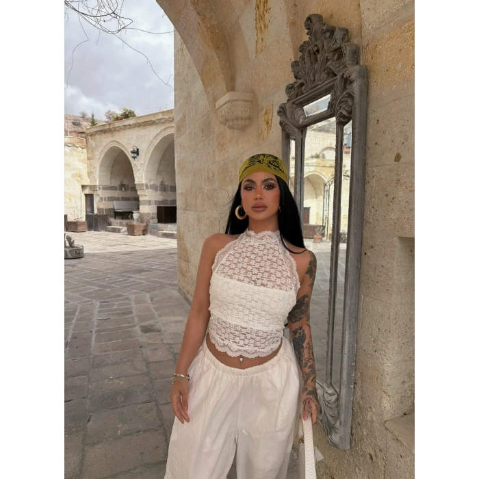 Beyaz Bohem İçi Astarlı Dantel Crop