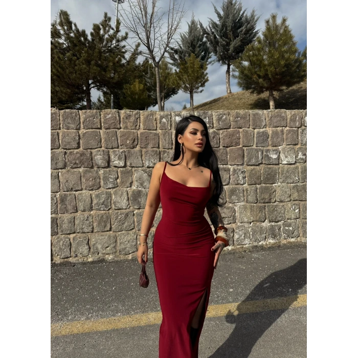 Bordo Askılı Degaje Yaka Elbise