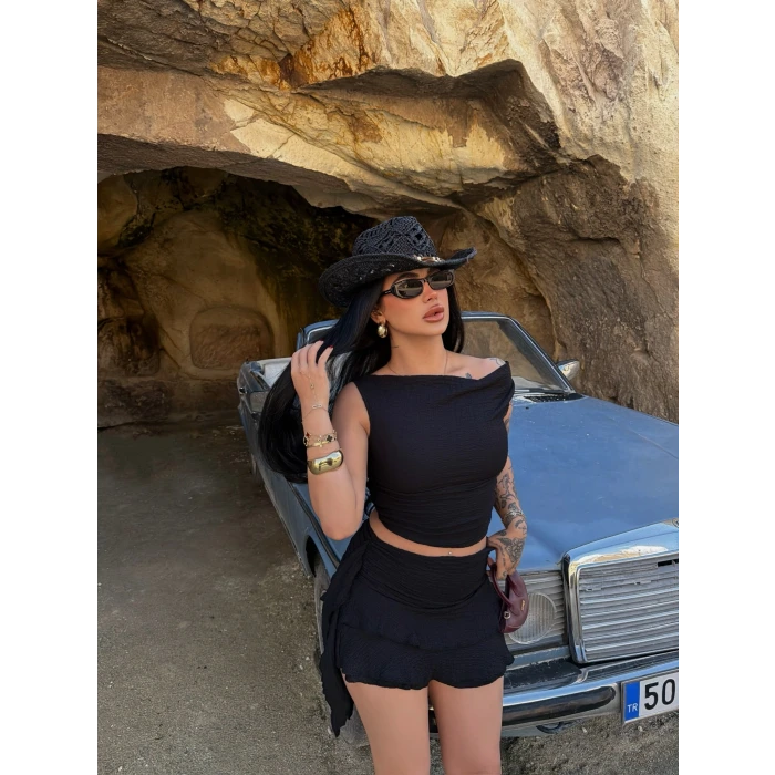 Siyah Degaje Yaka Etekli İkili Takım