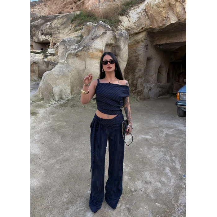 Lacivert Line Düşük Omuz Üçlü Takım