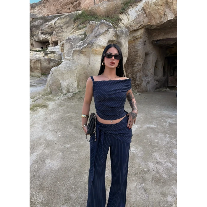 Lacivert Line Düşük Omuz Üçlü Takım