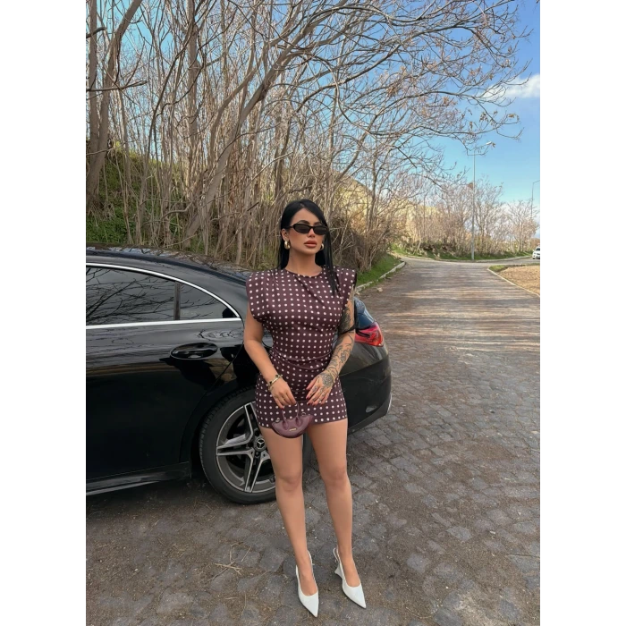 Kahve Omuz Vatkalı Puantiyeli Elbise