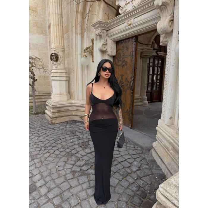 Göğüs Taşlı Tül Detaylı Elbise