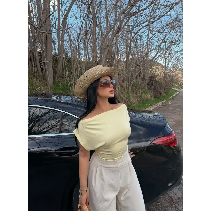 Sarı Yarasa Kol Kayık Yaka Crop