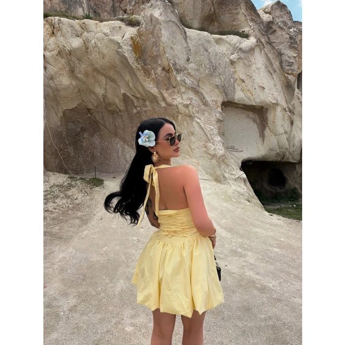 Sarı Boyundan Bağlamalı Balon Etekli Elbise