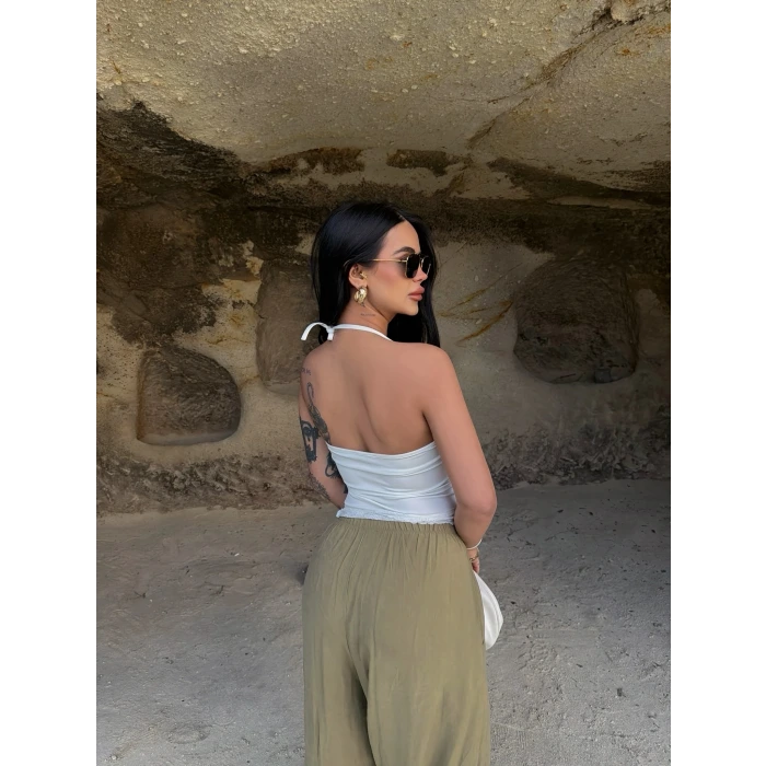 Beyaz Asimetrik Güpürlü Bluz